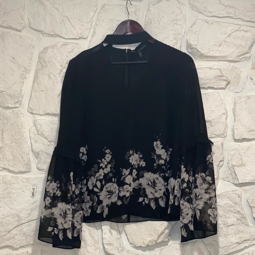 White House Black Market Blouse. Size 8.